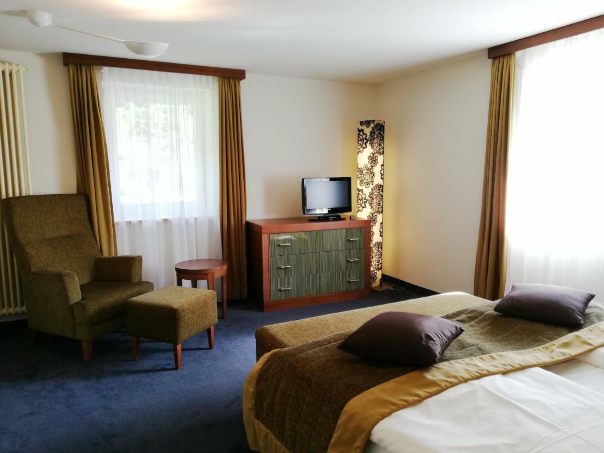 Parkhotel Bad Schandau Bagian luar foto